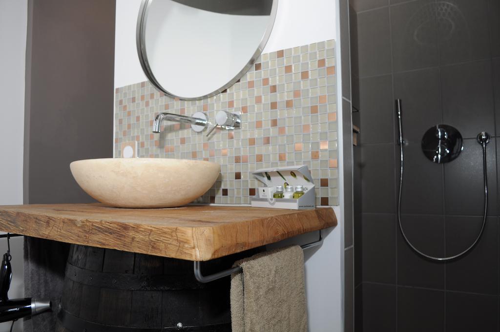 Le Clos de Fernande Corcelles-les-Arts Habitación foto