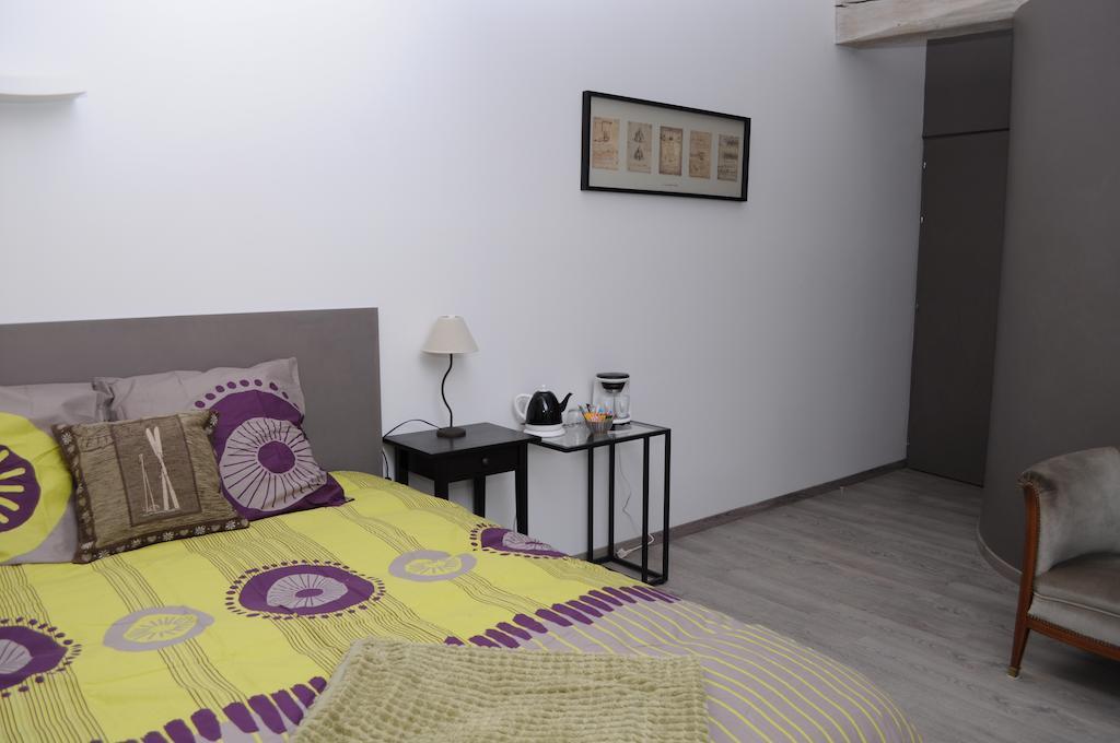 Le Clos de Fernande Corcelles-les-Arts Habitación foto